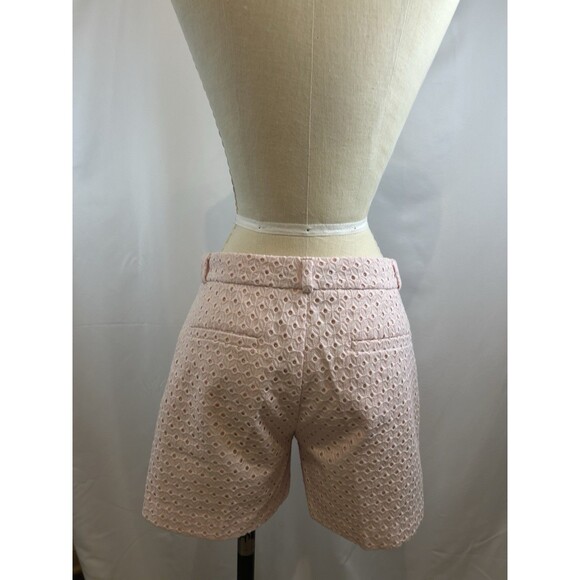 BANANA REPUBLIC Women’s Light Pink Eyelet shorts size 2 - Picture 9 of 11